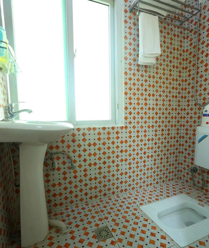 שיאמן Yue Cartoon Hotel מראה חיצוני תמונה